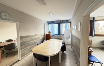 Kiadó iroda/üzlethelyiség