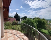 Eladó családi ház Pilisborosjenő 193 000 000 Ft