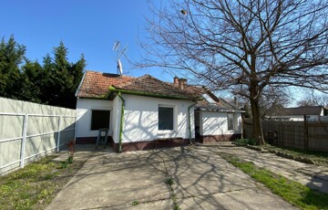 Eladó családi ház