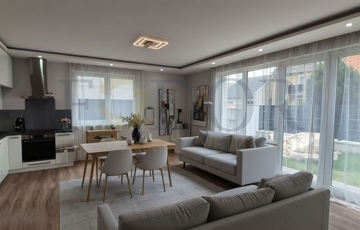 Eladó családi ház