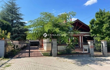 Eladó családi ház