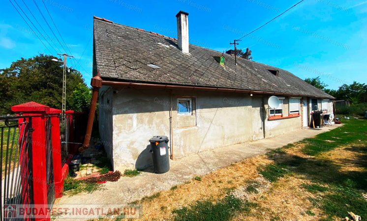 Eladásra kínálunk egy 90 nm családi házat SZABADHÍDVÉGEN!                                 