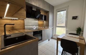Eladó lakás
