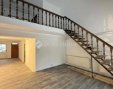 Eladó családi ház Pécs 89 900 000 Ft