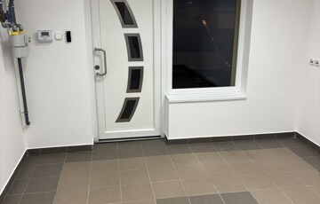 Kiadó iroda/üzlethelyiség