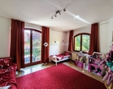 Eladó családi ház Pécs 119 999 999 Ft