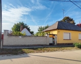 Eladó családi ház Baja 35 000 000 Ft