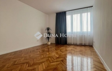 Eladó lakás