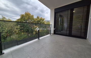 Eladó lakás