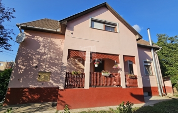 Eladó családi ház