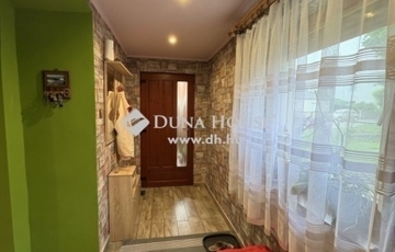 Eladó lakás