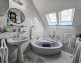 Eladó családi ház Hatvan 99 990 000 Ft