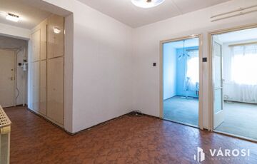 Eladó lakás
