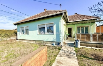 Eladó családi ház