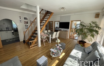 Eladó családi ház