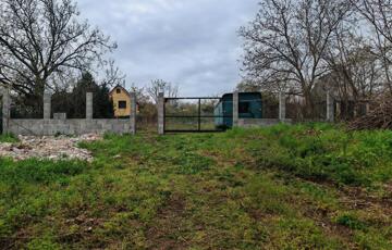 Eladó telek/földterület