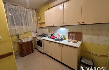 Eladó lakás
