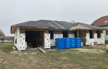 Eladó családi ház