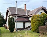 Eladó családi ház Budakalász 179 000 000 Ft