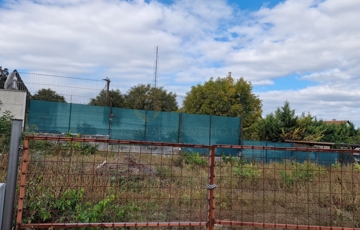 Eladó telek/földterület