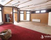 Eladó iroda/üzlethelyiség Szeged 279 000 000 Ft