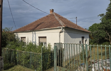 Eladó családi ház