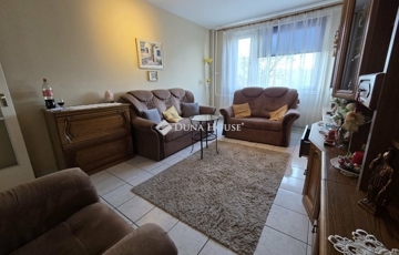 Eladó lakás