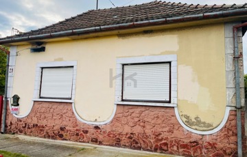 Eladó családi ház