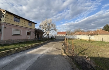 Eladó családi ház