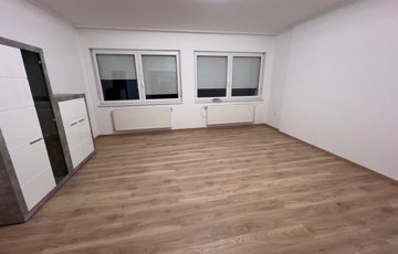 Kiadó családi ház