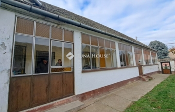 Eladó családi ház