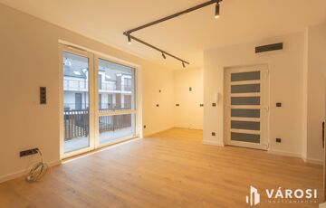 Eladó lakás