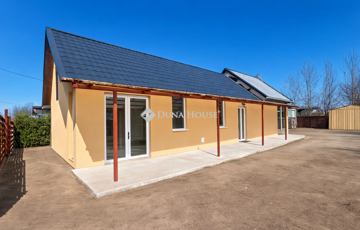 Eladó családi ház