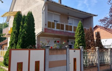 Eladó családi ház