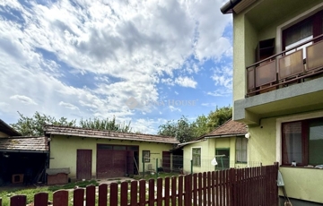 Eladó családi ház