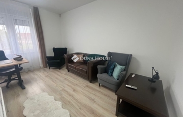 Eladó lakás