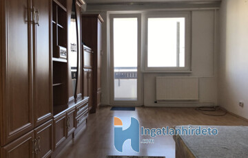 Eladó lakás