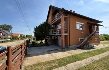 Eladó családi ház