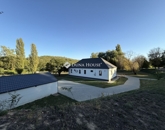 Eladó családi ház Szellő 125 000 000 Ft