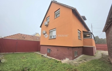 Eladó családi ház