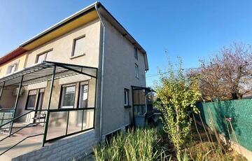 Eladó családi ház