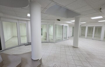 Kiadó iroda/üzlethelyiség