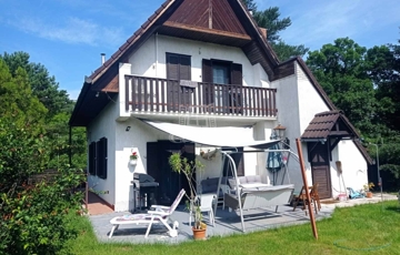 Eladó családi ház