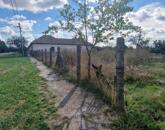 Eladó belterületi építési telek Törtelen, főút mellett – 571 m²