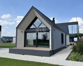 Eladó családi ház Balatonföldvár 280 000 000 Ft