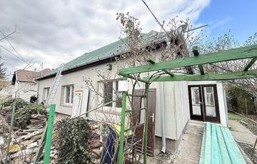 Eladó családi ház