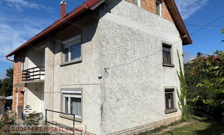 CSOPAKI CSALÁDI HÁZ                                 