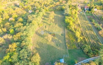 Eladó telek/földterület