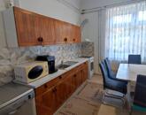 Eladó kertkapcsolatos, 3 szobás téglalakás Szolnokon!