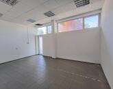 Kiadó üzlethelyiség Törökszentmiklóson!